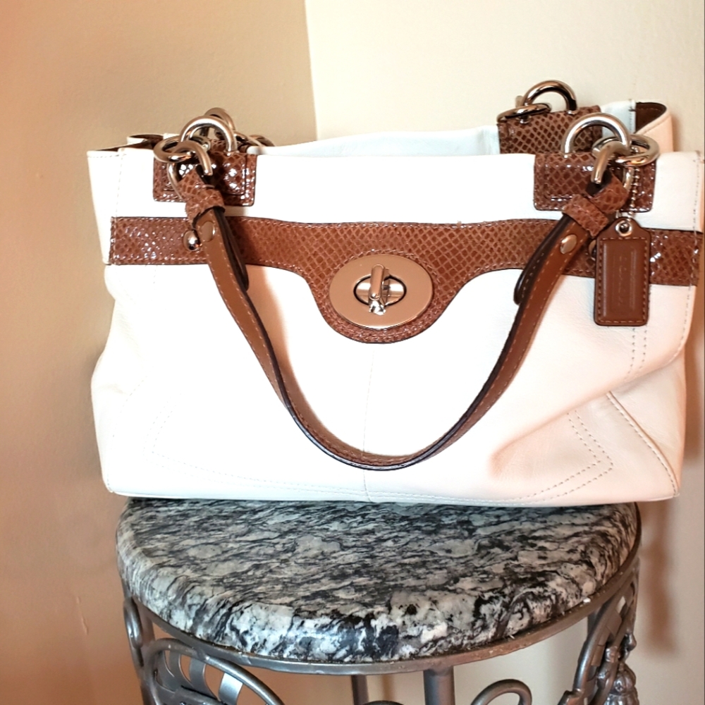 Coach  Vintage Penelope cream leather/snakeskin satchel 12×8.5 size